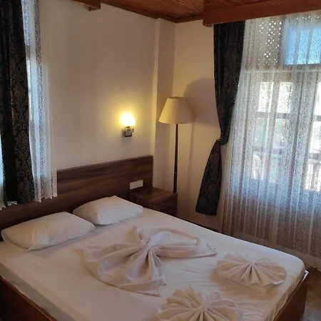 Palma Rosa Couette-café 3*