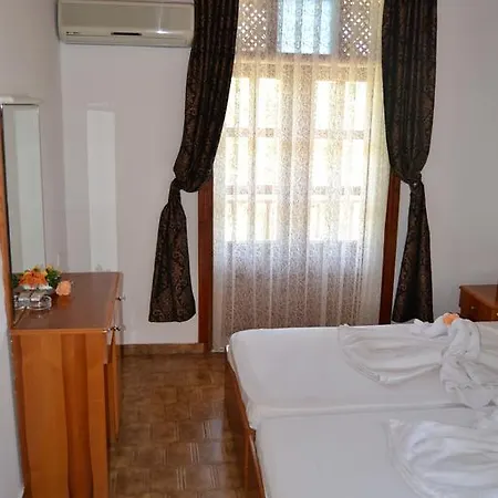 Palma Rosa Bed & Breakfast 3*